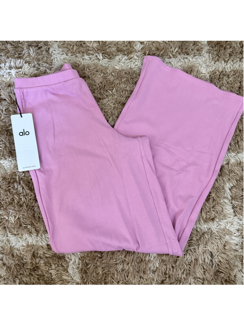Women's Alo Yoga Pink Ribbed Mid-Rise Dreamlight Straight Pant S